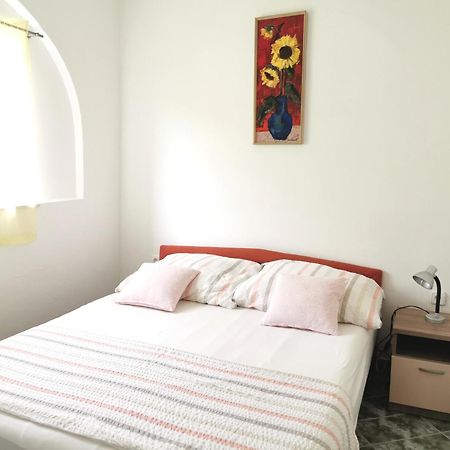 Apartmani Gabi Cesarica Kültér fotó