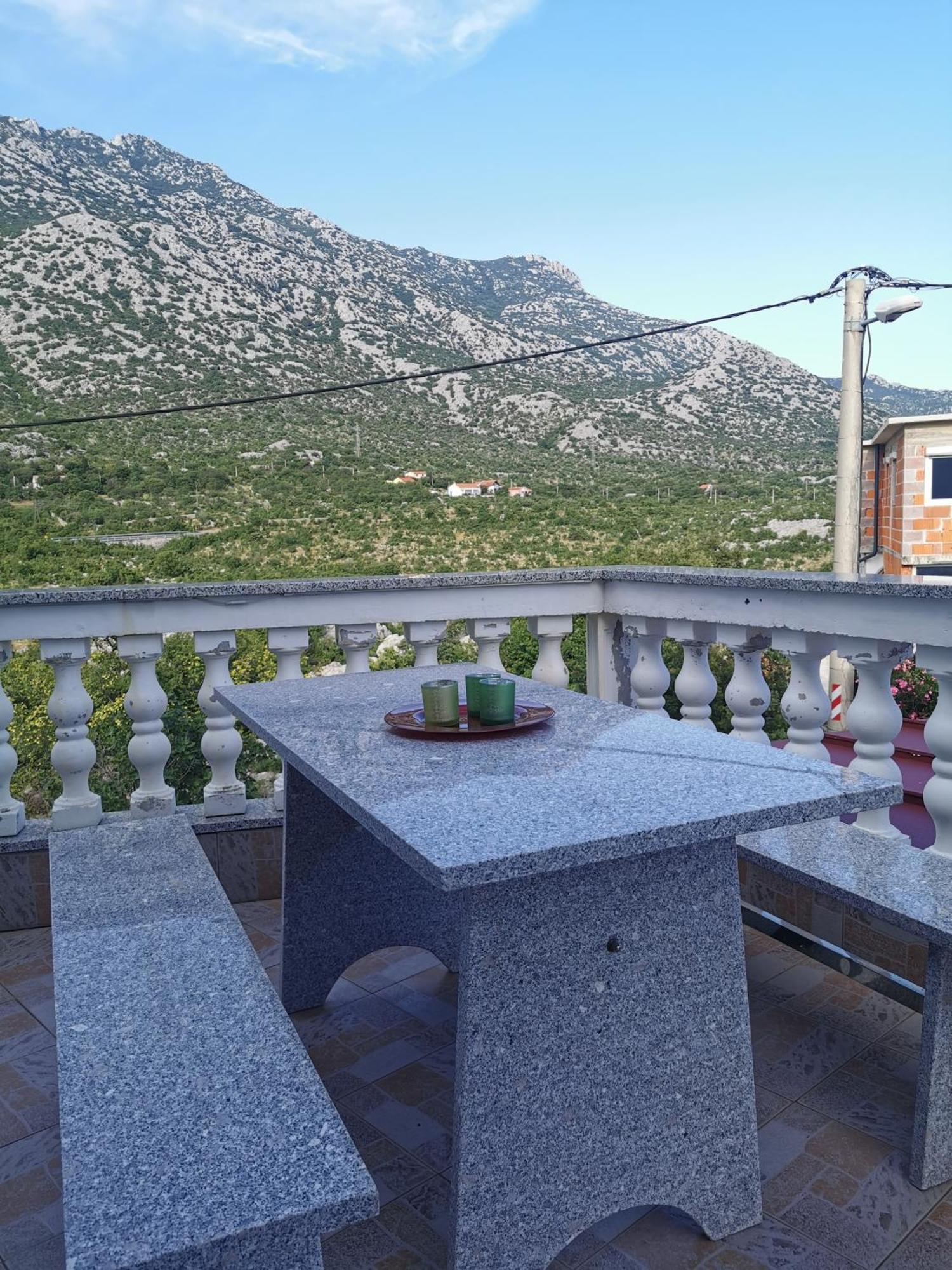 Apartmani Gabi Cesarica Kültér fotó
