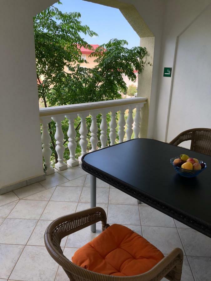 Apartmani Gabi Cesarica Kültér fotó