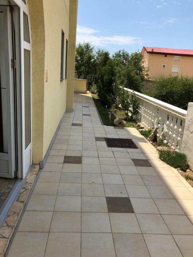 Apartmani Gabi Cesarica Kültér fotó