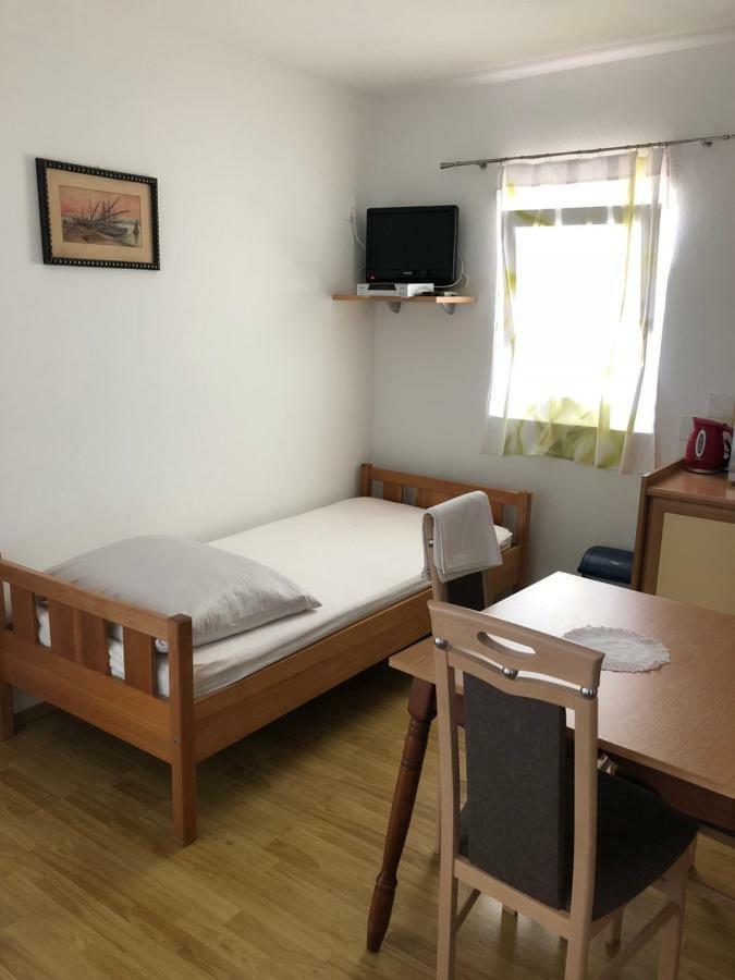 Apartmani Gabi Cesarica Kültér fotó