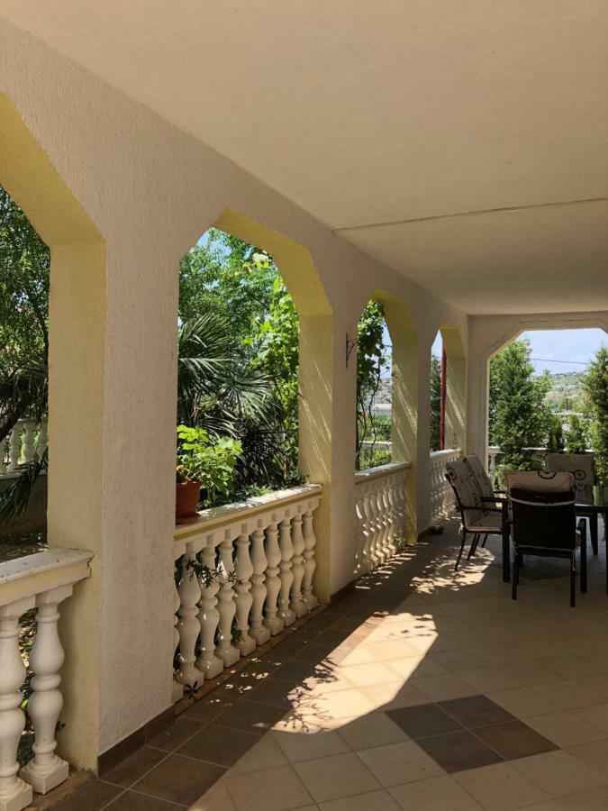 Apartmani Gabi Cesarica Kültér fotó