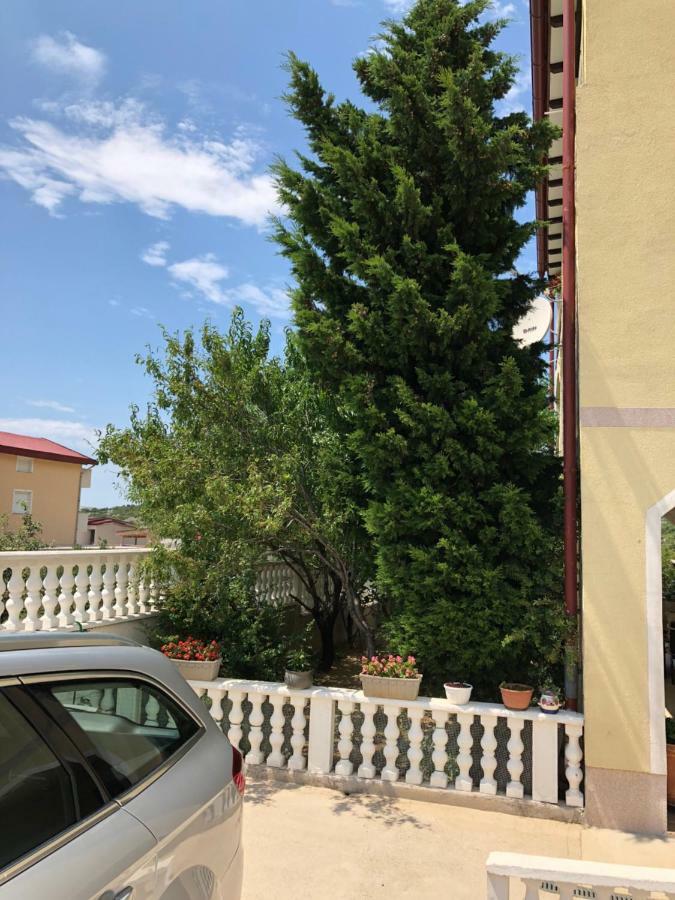 Apartmani Gabi Cesarica Kültér fotó