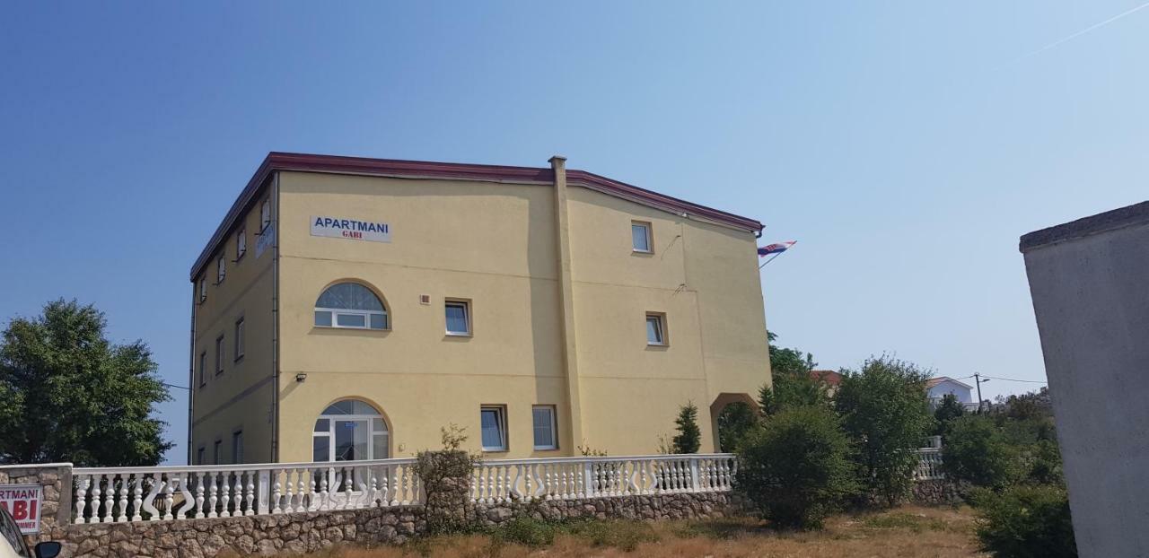 Apartmani Gabi Cesarica Kültér fotó