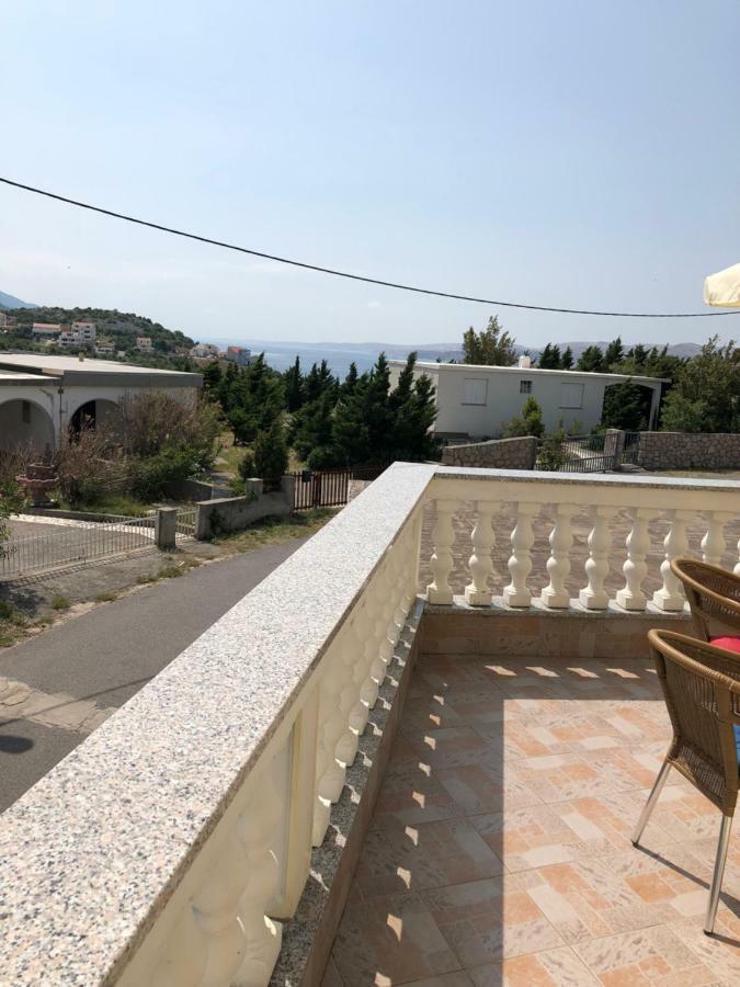 Apartmani Gabi Cesarica Kültér fotó